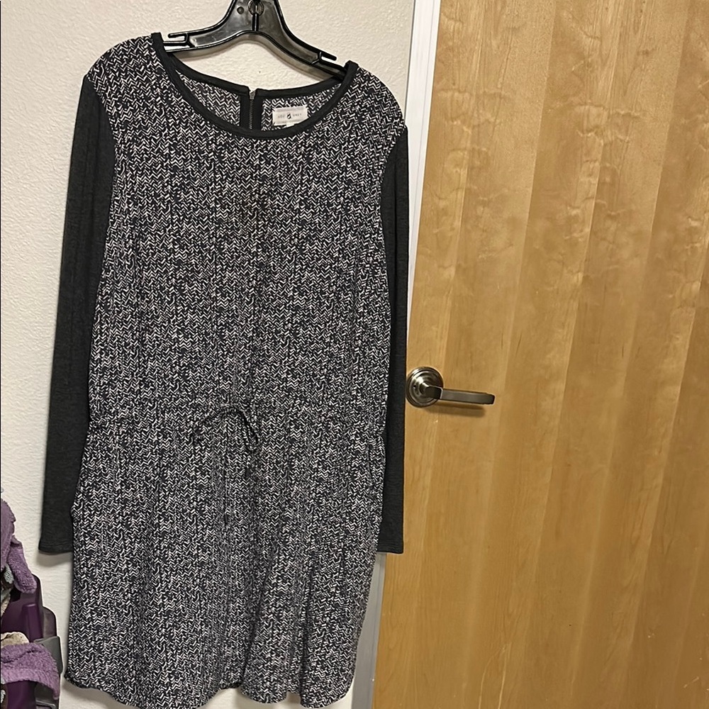 Gray and White Patterned Dress
